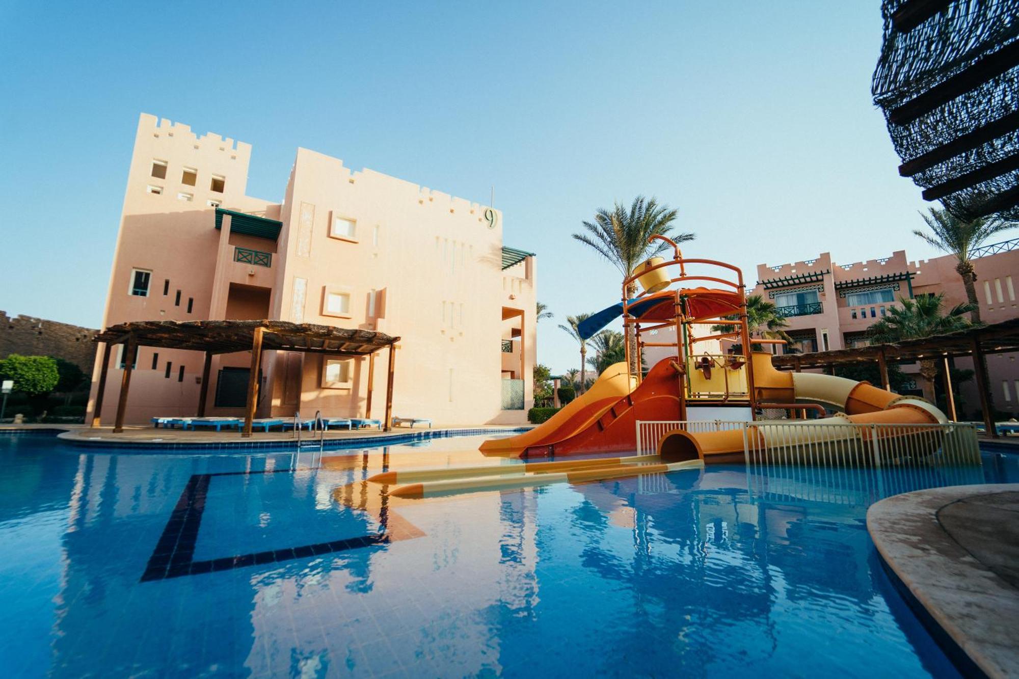 Rehana Sharm Resort - Aquapark & Spa - Couples And Family Only -Premium Ultra All-Inclusive 24H Buitenkant foto