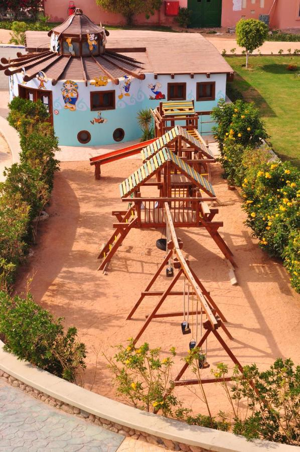 Rehana Sharm Resort - Aquapark & Spa - Couples And Family Only -Premium Ultra All-Inclusive 24H Buitenkant foto